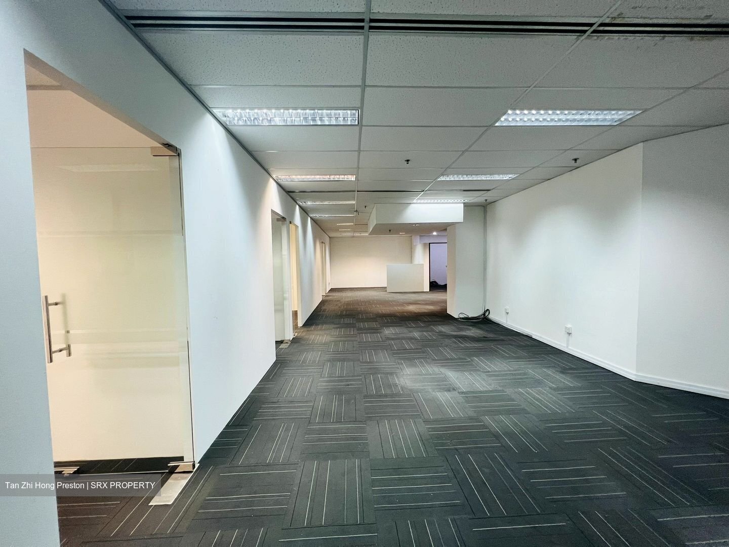 Robinson 112 (D1), Office #482971241
